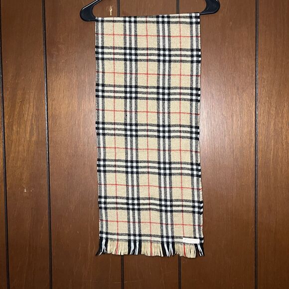 Vintage Burberrys of London Scarf , Made in Scotland 100% Wool - Picture 3 of 5
